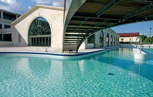 584716e6d3389_piscinepontputeaux.jpg