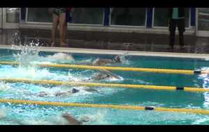 Alice, Victoire 50 m nage libre